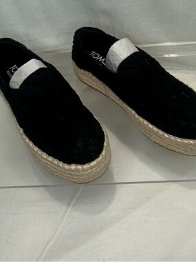 TOMS Black Lace Espadrille Platform Slip-Ons